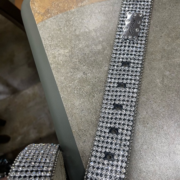 Elegant Silver Rhinestone Belt - Picture 3 of 4